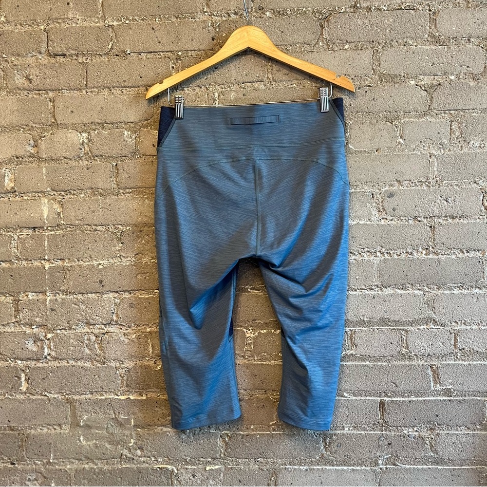 Outdoor Voices Cropped Leggings - Size XL - Picture 3 of 5